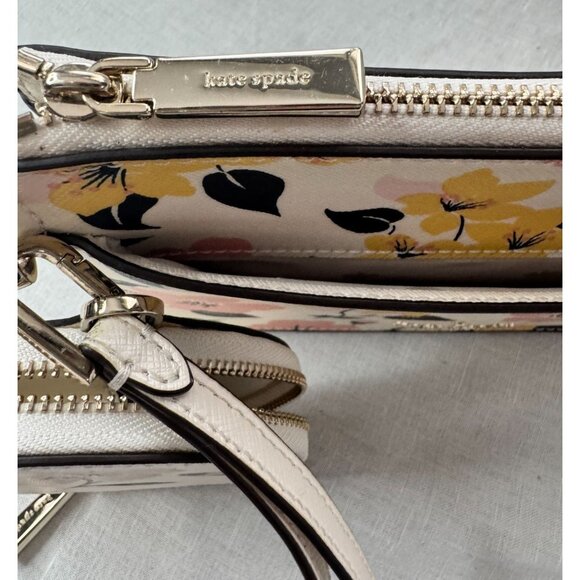 Kate Spade Staci Lily Bloom Floral Print 3fer - Wristlet, Coin Pouch & Card Hold - Picture 7 of 14